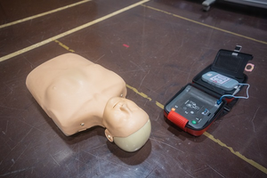 AEDの置き場所の説明イラスト