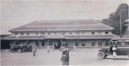 昔の徳島駅の写真