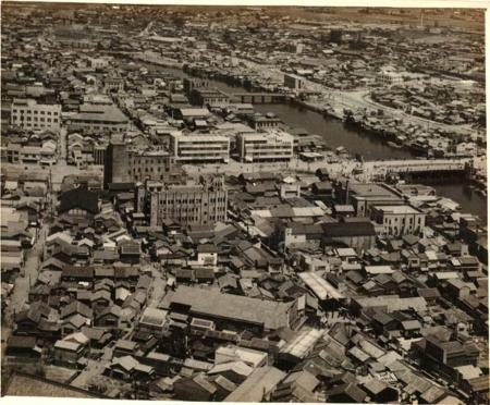徳島市内の航空写真