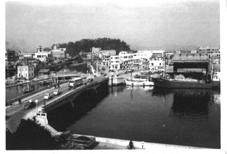 昔の県庁屋上から徳島市内を見た風景写真